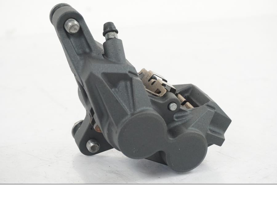 Höger sida på Bromsok från en Yamaha MT-07 -2019 motorcykel.