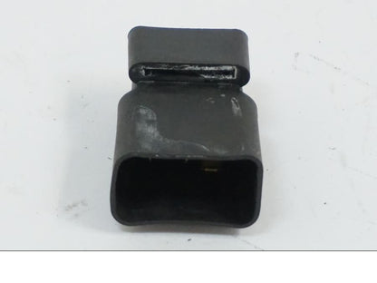 Snett uppifrån på Relä från en Honda CB 650 R -2019 motorcykel.