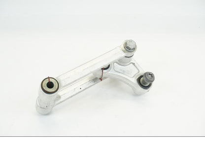 Framsidan på Stötdämparlänkage från en BMW S 1000 XR -2019 motorcykel.