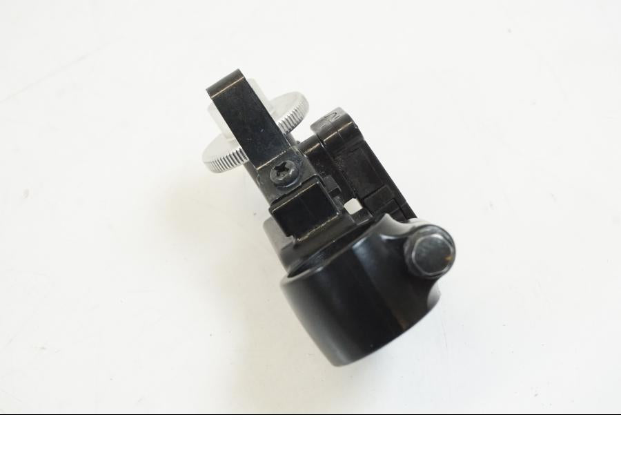 Snett uppifrån på Kopplingsklo från en Yamaha YZF R7 -2022 motorcykel.