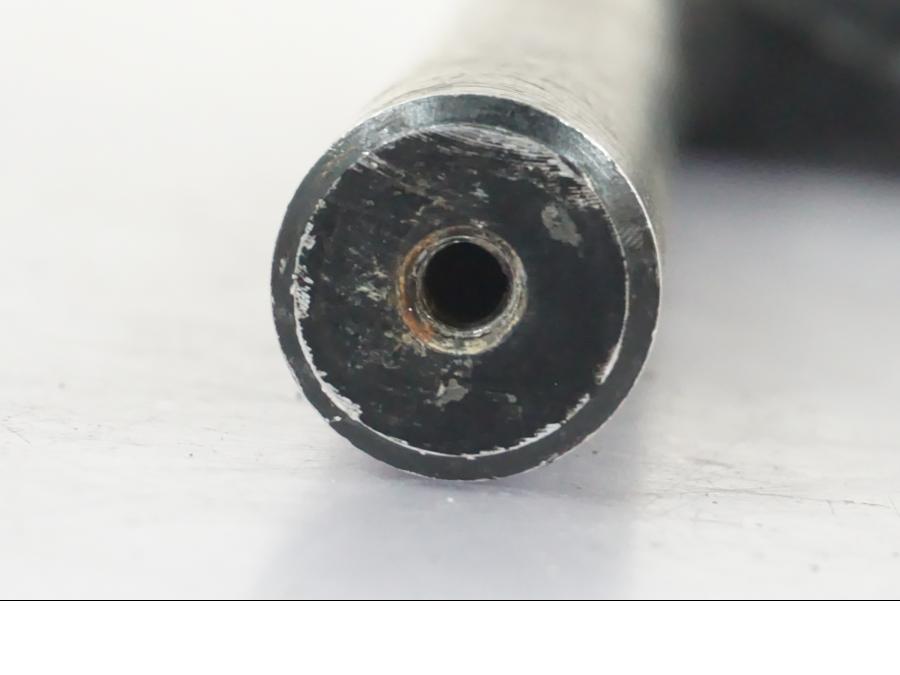 Höger sida på Styre från en Suzuki GSX 400 -1983 motorcykel.