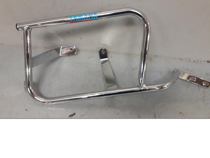 Baksidan på Sidoväskhållare från en Yamaha XJ 900 S -1985 motorcykel.