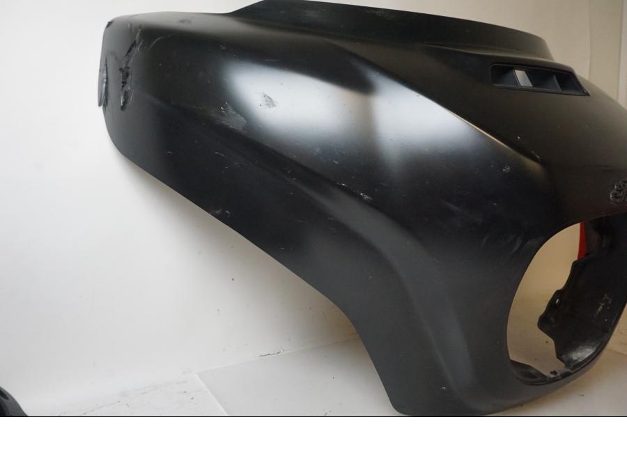 Extrabild1 på Toppkåpa från en Indian Chieftain Dark Horse -2019 motorcykel.