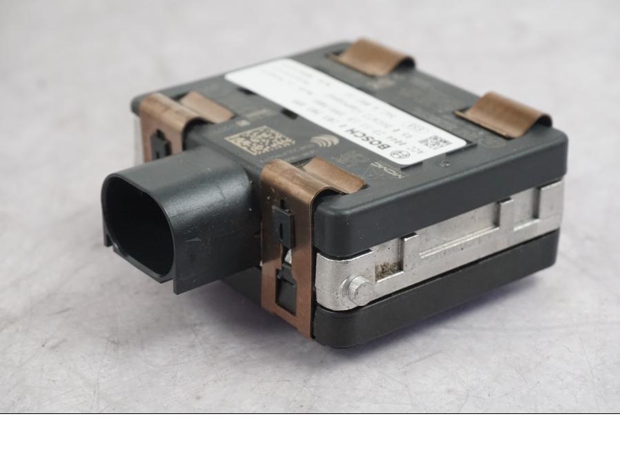 Snett nerifrån på Radar från en Ducati Multistrada V4 -2024 motorcykel.