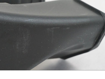 Höger sida på Luftburksnorkel från en KTM 1290 Super Duke R EVO -2023 motorcykel.