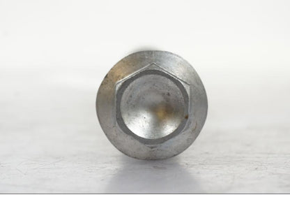 Baksidan på Axel från en Honda CBR 1000 RR -2004 motorcykel.