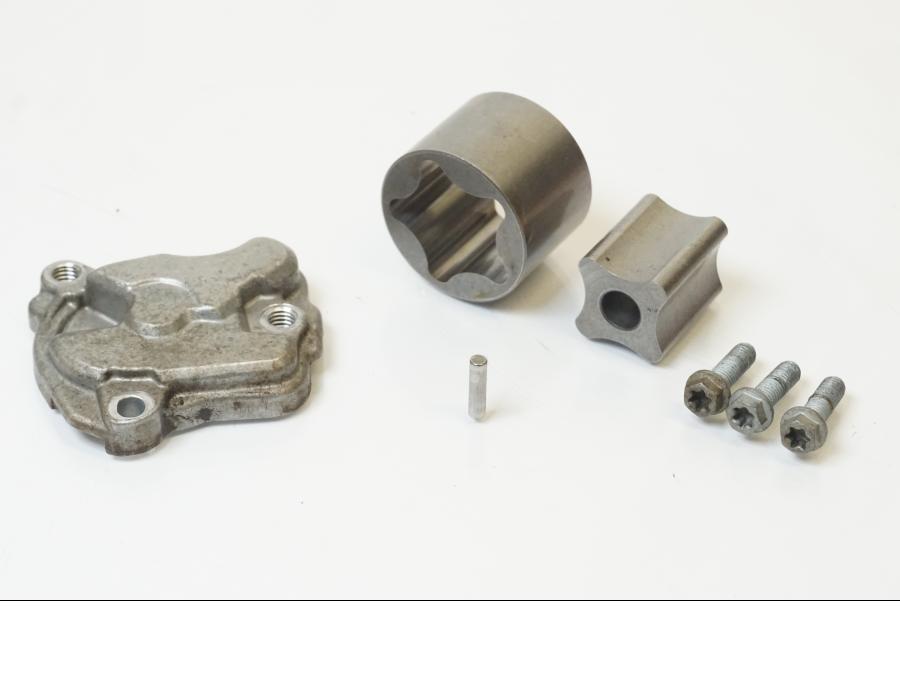 Framsidan på Oljepump från en KTM 1190 Adventure -2015 motorcykel.