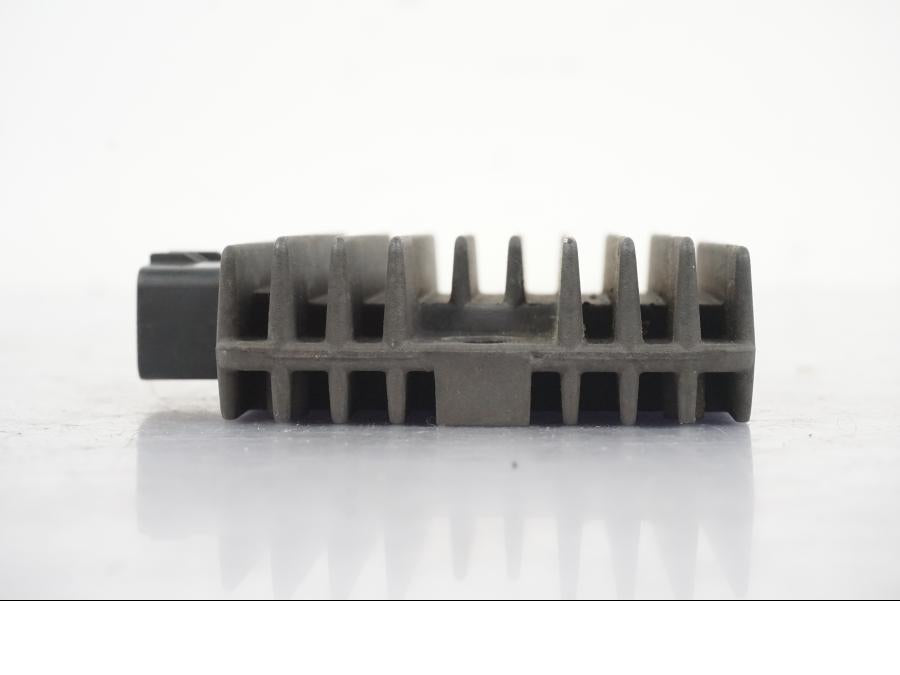 Extrabild1 på Likriktare från en Kawasaki ER-6N -2016 motorcykel.