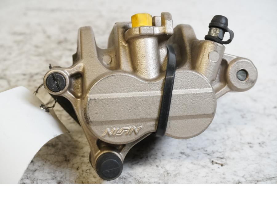 Framsidan på Bromsok från en Triumph Tiger 800 -2011 motorcykel.