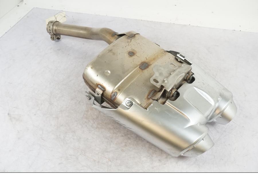 Framsidan på Ljuddämpare från en Yamaha FZ-6 -2008 motorcykel.