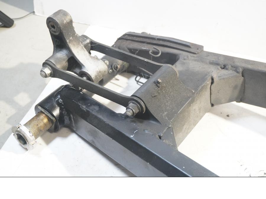 Vänster sida på Sving från en Kawasaki Z 1000 -2003 motorcykel.