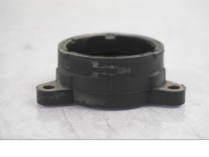 Baksidan på Insugsgummi från en BMW R NineT -2017 motorcykel.