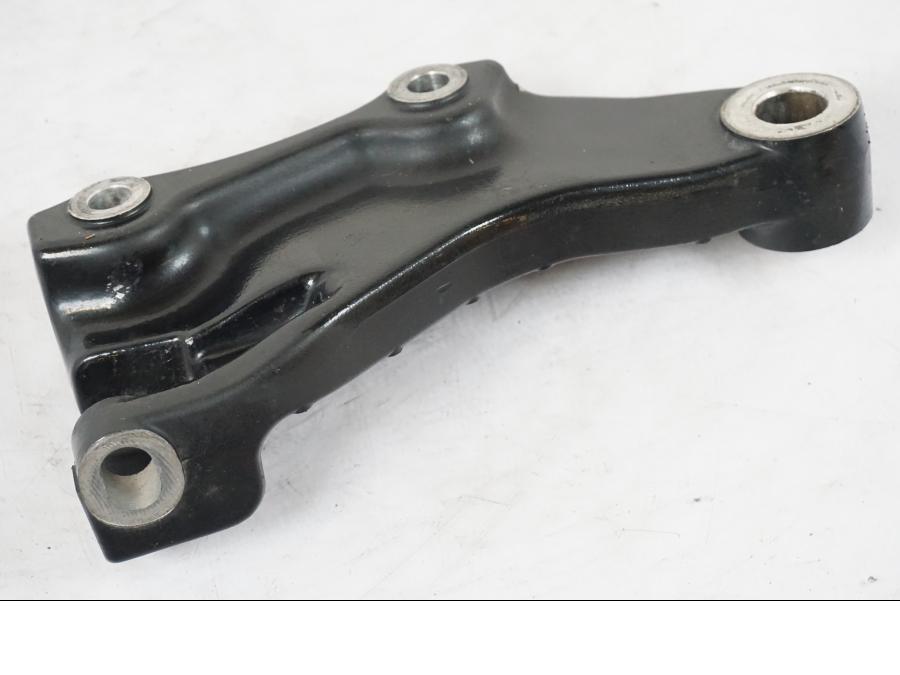 Höger sida på Bromsoksfäste från en Yamaha XVS 1100 -2000 motorcykel.