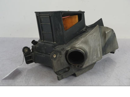 Höger sida på Luftburk från en BMW R 1100 GS -1998 motorcykel.