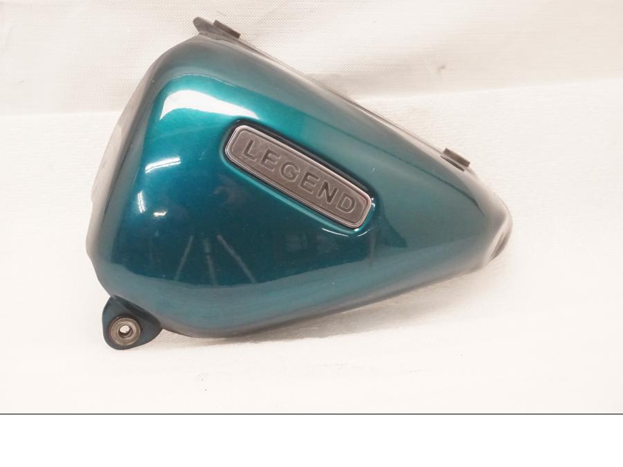 Baksidan på Sidopanel från en Triumph Legend TT -2000 motorcykel.