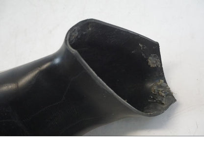 Höger sida på Luftrör från en Suzuki GSX-R 1000 -2005 motorcykel.