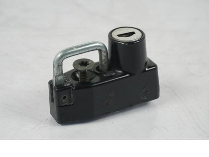 Extrabild2 på Låssats från en Yamaha XVS 1100 -2003 motorcykel.