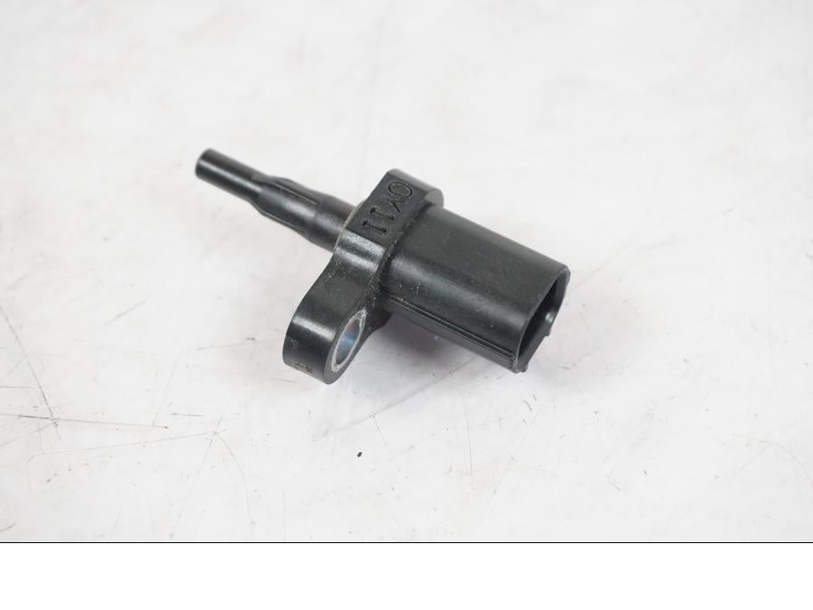 Framsidan på Luftburksensor från en Kawasaki ZX-6R -2011 motorcykel.