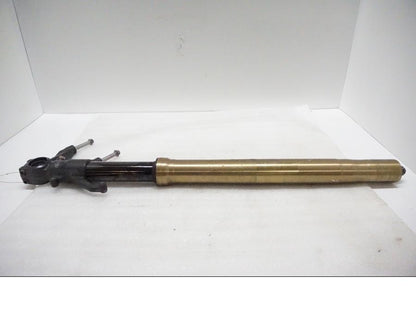 Framsidan på Gaffelben från en Kawasaki ZX-10R -2008 motorcykel.