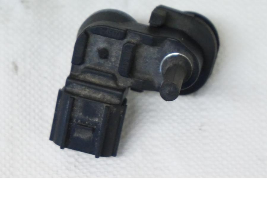 Framsidan på Mapsensor från en Kawasaki Z 800 -2013 motorcykel.