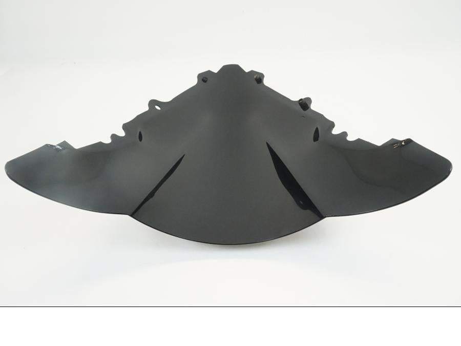 Snett uppifrån på Vindruta från en Yamaha YZF R6 -2006 motorcykel.