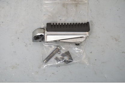 Framsidan på Fotpinne från en Yamaha XJ 6 -2011 motorcykel.