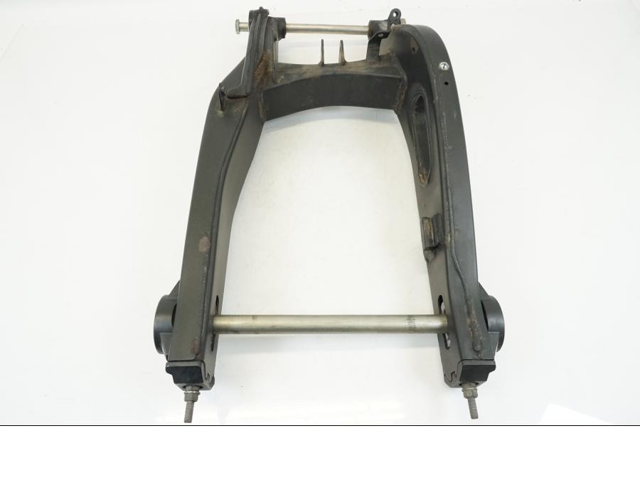 Extrabild2 på Sving från en Yamaha XSR 700 -2016 motorcykel.