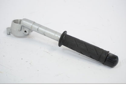 Framsidan på Handtag från en Honda VTR 1000 F -1999 motorcykel.