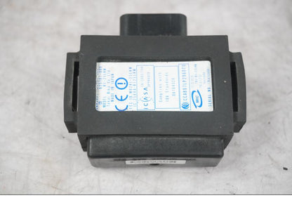 Baksidan på Strålkastarrelä från en Kawasaki ZX-10R -2008 motorcykel.