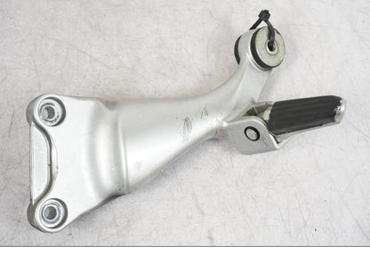 Framsidan på Fotpinne från en Suzuki GSX 1300 RX -1999 motorcykel.