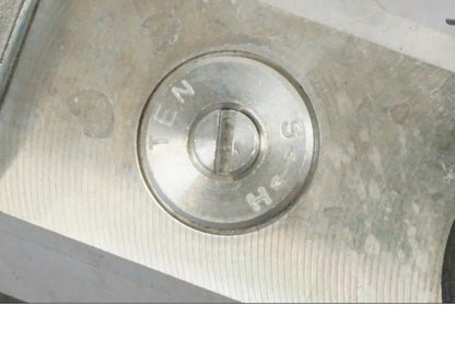 Höger sida på Stötdämpare från en Kawasaki Z 900 -2019 motorcykel.