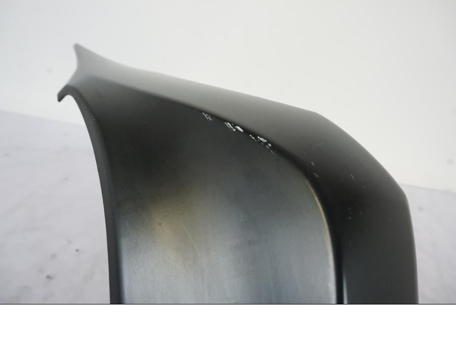 Vänster sida på Tankkåpa från en Kawasaki Z 800 -2014 motorcykel.