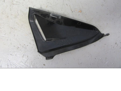 Baksidan på Sidopanel från en Honda CB 1000 R -2010 motorcykel.