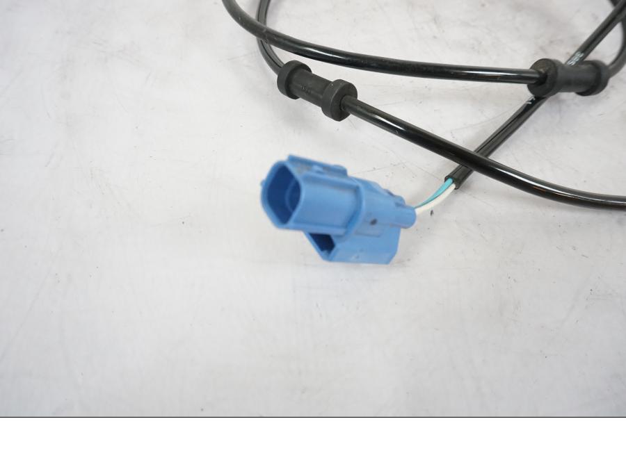 Baksidan på ABS givare från en Honda VFR 1200 -2010 motorcykel.