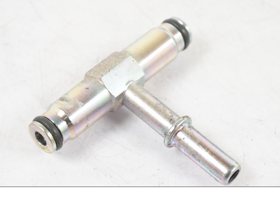 Baksidan på Spridare från en Suzuki GSX-S 1000 -2017 motorcykel.