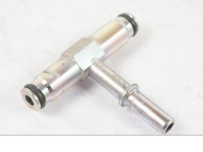 Baksidan på Spridare från en Suzuki GSX-S 1000 -2017 motorcykel.