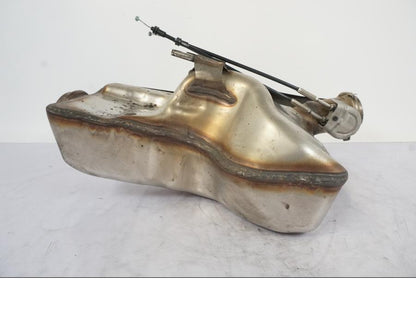 Snett uppifrån på Mellanburk från en KTM 1290 Super Duke -2019 motorcykel.