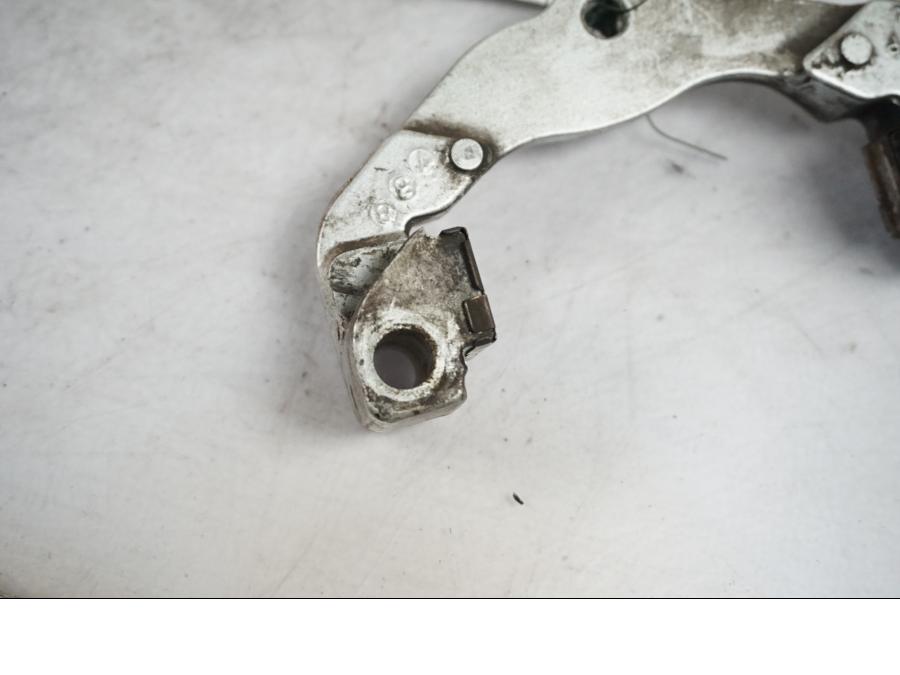 Höger sida på Bromsoksfäste från en Yamaha XV 1100 -1998 motorcykel.