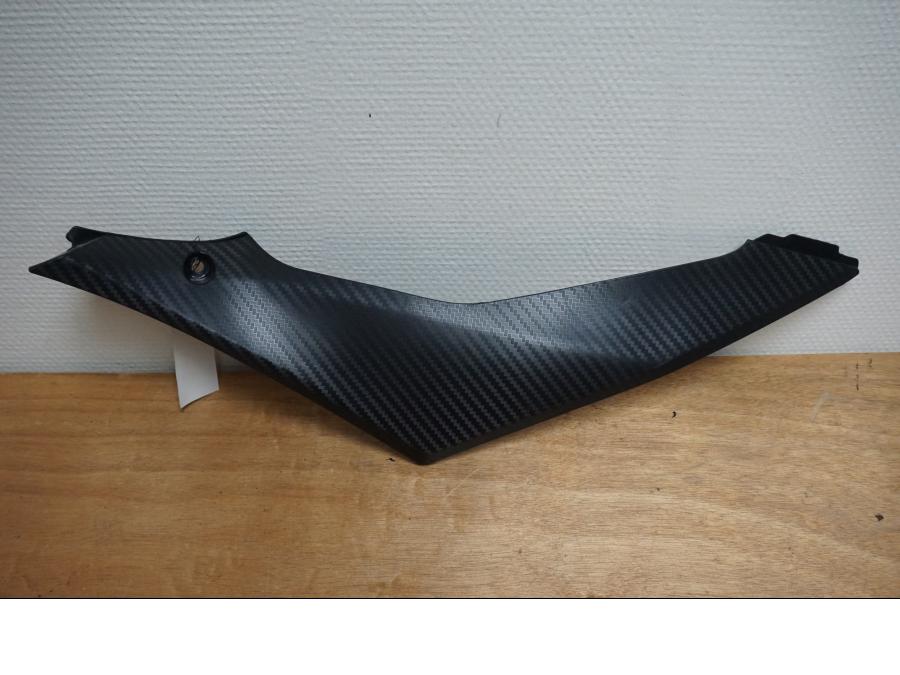 Framsidan på Sidopanel från en Suzuki GSX-R 1000 -2008 motorcykel.