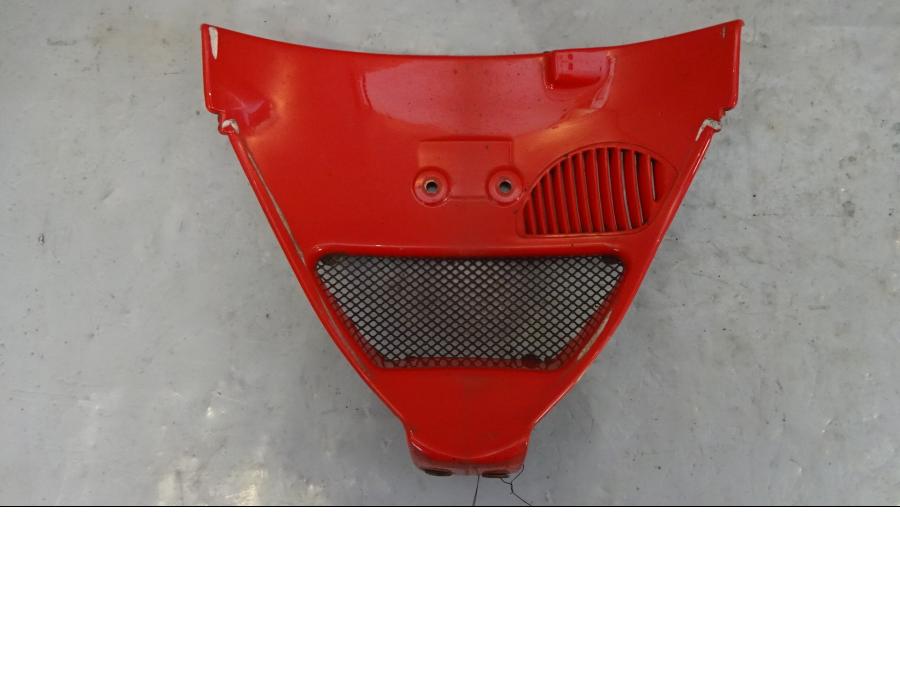 Framsidan på Trekanten från en Ducati ST2 -2001 motorcykel.