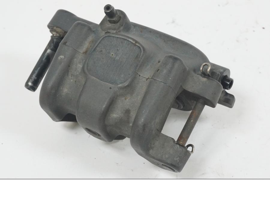 Baksidan på Bromsok från en Triumph Rocket III -2007 motorcykel.