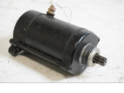 Framsidan på Startmotor från en Kawasaki ZZR 1100 -1991 motorcykel.