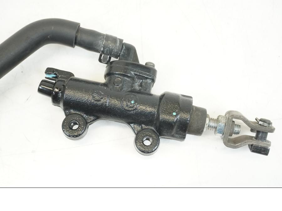 Höger sida på Bromshuvudcylinder från en Honda CBR 650 R -2019 motorcykel.