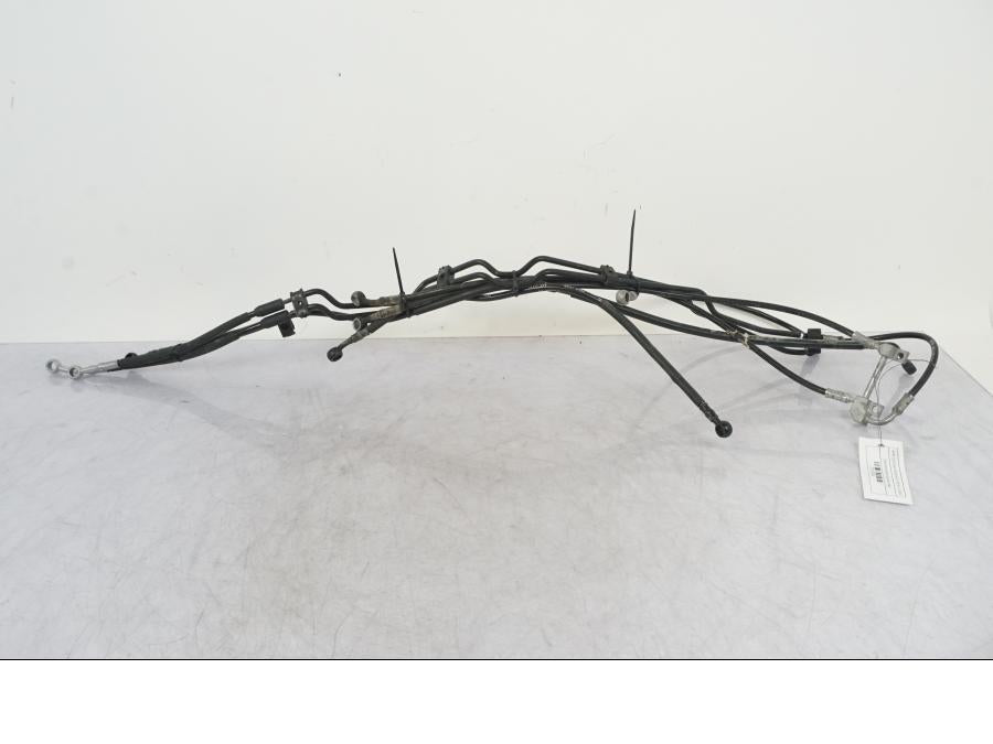 Framsidan på Bromsledning från en KTM 1290 Super Adventure R -2018 motorcykel.