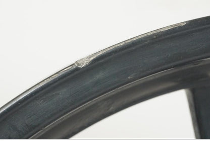 Extrabild3 på Fälg från en Triumph Tiger Explorer -2013 motorcykel.