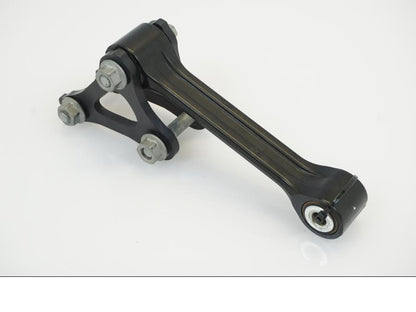 Framsidan på Stötdämparlänkage från en KTM 1290 Super Duke -2020 motorcykel.