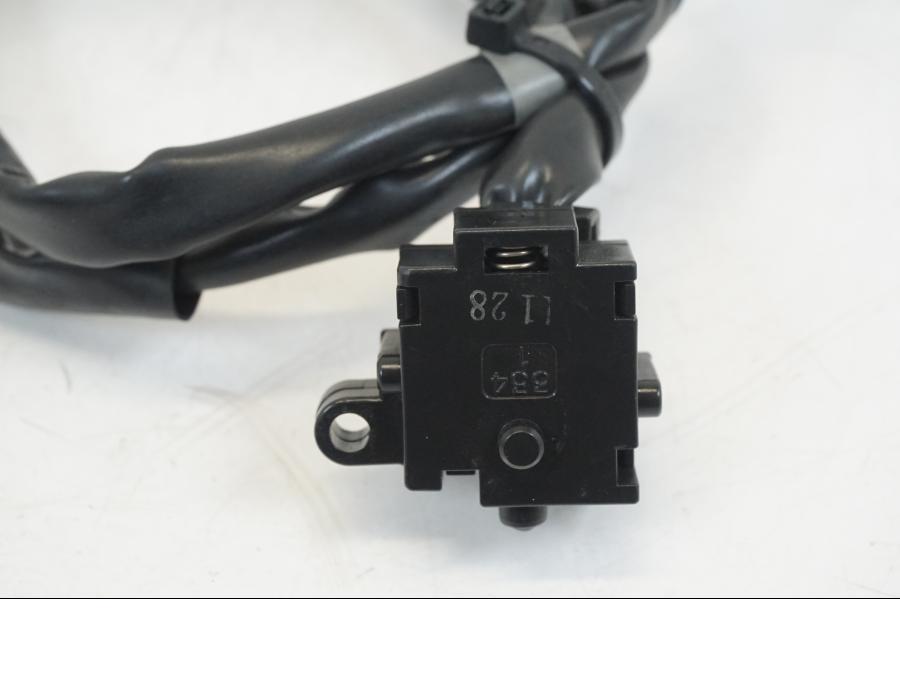 Höger sida på Kopplingskontakt från en Yamaha MT-09 Tracer -2021 motorcykel.