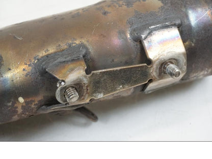 Höger sida på Grenrör från en Ducati Streetfighter S -2011 motorcykel.