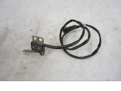 Framsidan på Bromsljuskontakt från en BMW R 1150 GS -2002 motorcykel.