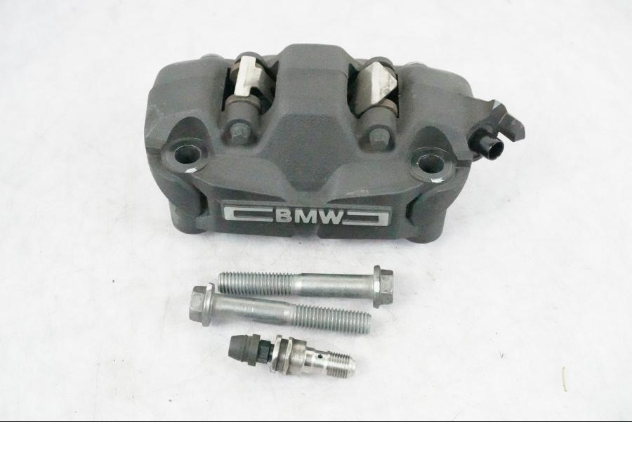 Framsidan på Bromsok från en BMW R 1250 GSA -2021 motorcykel.